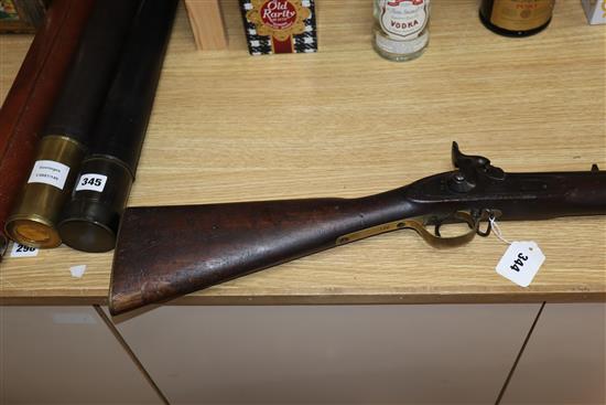 An 1864 Enfield percussion cap musket, length 138cm